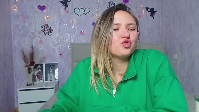 SallyVerda online show from February 2025 06:42:01 PM