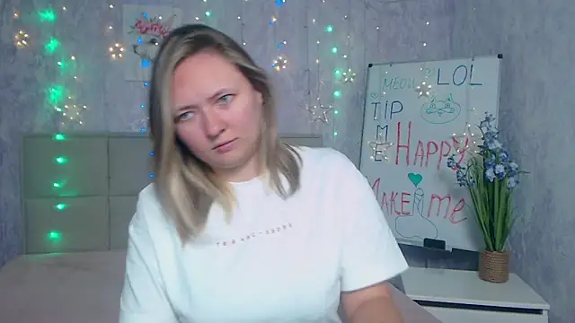 SallyVerda online show from September 2025 05:45:01 PM