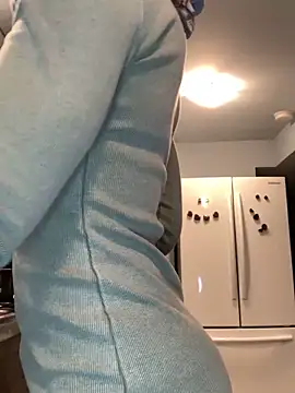 ninaperry777 online show from February 2025 04:50:02 AM