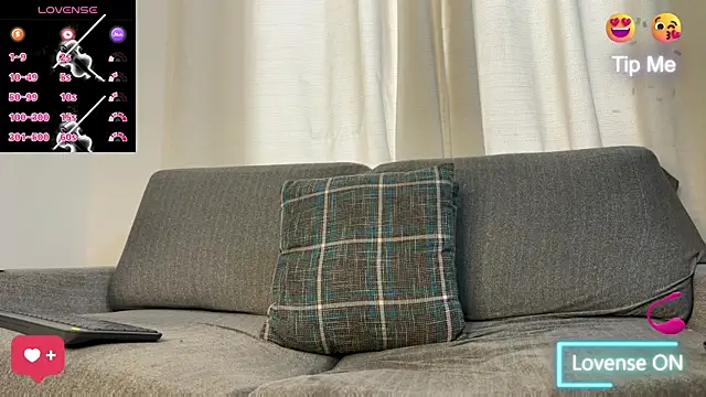 Snapshot of Tom_blunt96 chatting on November 2025 12:27:02 PM Tom blunt96 online show from November 2025 12:27:02 PM