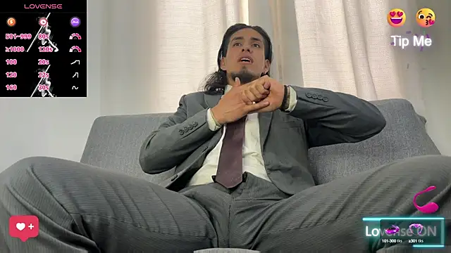 Snapshot of Tom_blunt96 chatting on November 2025 01:49:02 PM Tom blunt96 online show from November 2025 01:49:02 PM