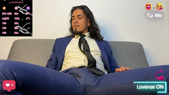 Snapshot of Tom_blunt96 chatting on November 2025 12:57:02 AM Tom blunt96 online show from November 2025 12:57:02 AM