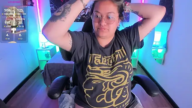 lucky-leah online show from October 2025 04:09:02 AM