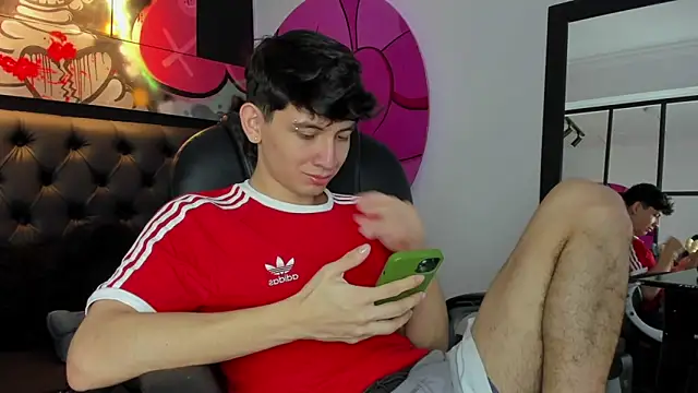 Snapshot of Santi_delacruz chatting on February 2025 03:59:02 PM Santi delacruz online show from February 2025 03:59:02 PM