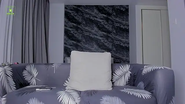  Yvonne  online show from November 2025 12:27:02 PM