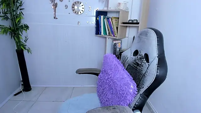 bbw charlote online show from July 2026 12:08:02 PM