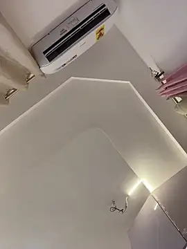 Nottynadiaa online show from April 2026 08:09:01 PM