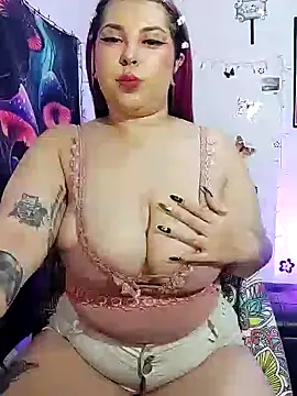 Snapshot of Hada_dracanae chatting on February 2025 12:53:02 AM Hada dracanae online show from February 2025 12:53:02 AM