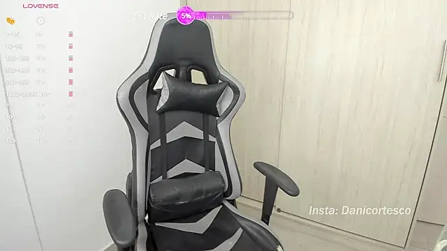 Snapshot of barbie_millit chatting on December 2024 12:33:02 PM barbie millit online show from December 2024 12:33:02 PM