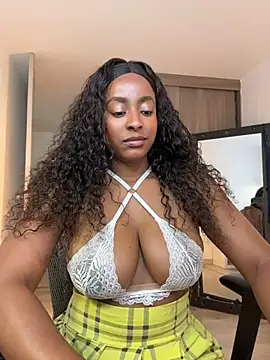 Snapshot of evangeline_ch chatting on July 2026 03:18:01 PM evangeline ch online show from July 2026 03:18:01 PM