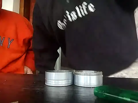 Snapshot of Dracomf chatting on November 2025 09:59:02 PM Dracomf online show from November 2025 09:59:02 PM