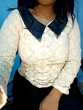 Snapshot of Dayna-36 chatting on January 2025 04:35:01 PM Dayna-36 online show from January 2025 04:35:01 PM