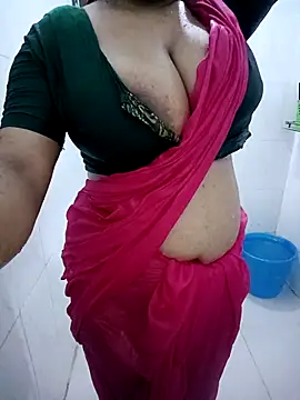 Snapshot of Dayna-36 chatting on February 2025 11:38:02 AM Dayna-36 online show from February 2025 11:38:02 AM