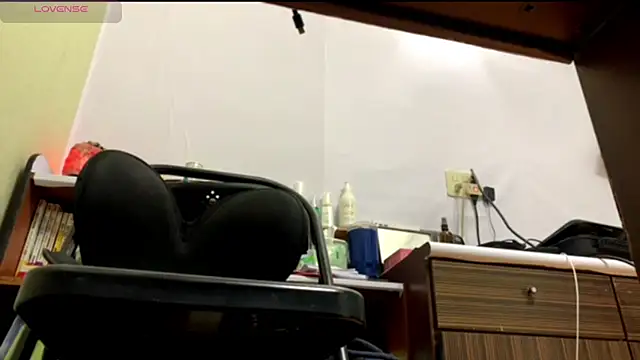 Snapshot of 1o4e04 chatting on February 2025 04:10:02 PM 1o4e04 online show from February 2025 04:10:02 PM