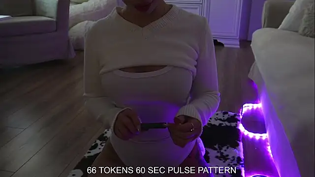 Snapshot of ivyleague_ chatting on February 2025 06:42:01 AM ivyleague online show from February 2025 06:42:01 AM