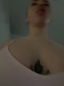 Snapshot of ivyleague_ chatting on March 2025 07:20:02 AM ivyleague online show from March 2025 07:20:02 AM