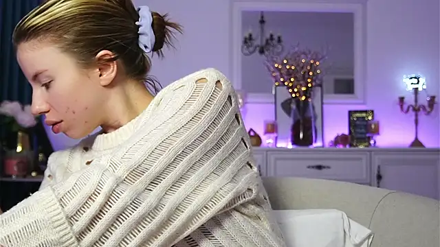 Snapshot of ivyleague_ chatting on October 2025 04:01:02 AM ivyleague online show from October 2025 04:01:02 AM