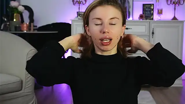 Snapshot of ivyleague_ chatting on November 2025 03:53:02 AM ivyleague online show from November 2025 03:53:02 AM