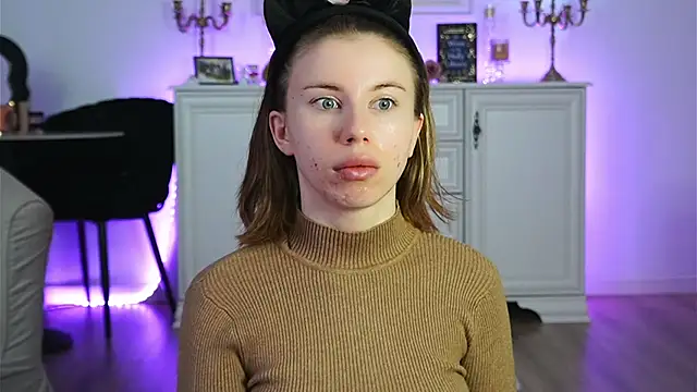 Snapshot of ivyleague_ chatting on November 2025 03:30:02 AM ivyleague online show from November 2025 03:30:02 AM