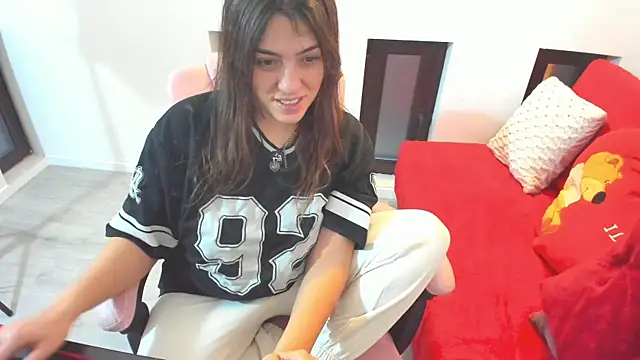 Dyana Kaylinn online show from December 2025 05:36:02 AM