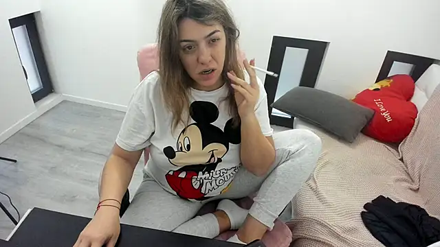 Dyana Kaylinn online show from March 2026 04:35:01 AM