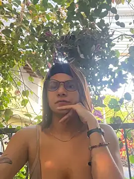 Snapshot of Susi_bell chatting on March 2025 10:17:02 PM Susi bell online show from March 2025 10:17:02 PM