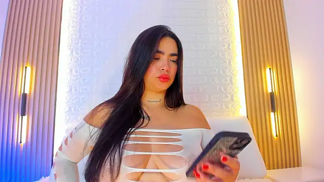 alyssa vargas online show from March 2026 07:34:02 AM