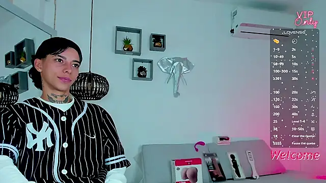 AmberAdams  online show from January 2026 03:50:01 PM