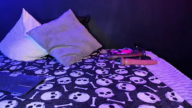 Snapshot of gasaiusagi_golden chatting on September 2025 07:35:02 PM gasaiusagi golden online show from September 2025 07:35:02 PM