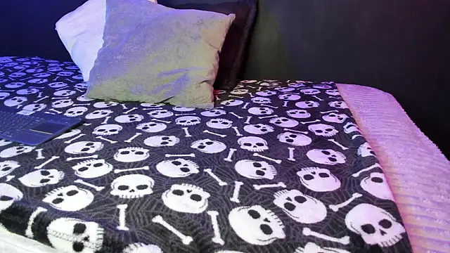 Snapshot of gasaiusagi_golden chatting on September 2025 07:36:01 PM gasaiusagi golden online show from September 2025 07:36:01 PM