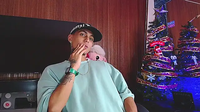 Liam lee online show from December 2025 07:53:02 PM