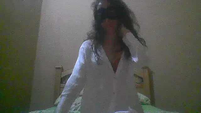 Snapshot of DyamondNaughty chatting on January 2025 02:49:02 AM DyamondNaughty online show from January 2025 02:49:02 AM