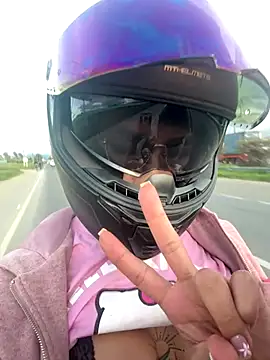 Juana 777 online show from November 2025 10:09:02 PM