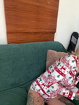 haileyhope  online show from December 2025 10:44:02 AM