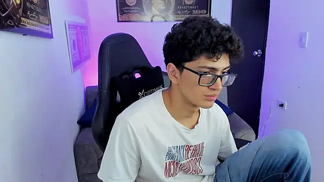 TylerWhite  online show from March 2025 09:14:01 AM