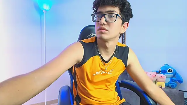 TylerWhite  online show from September 2025 01:56:01 PM