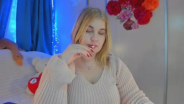 CoraSwon online show from February 2025 10:41:01 PM