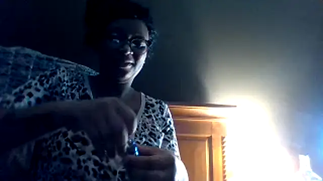 Snapshot of KLoveeee chatting on January 2025 08:57:02 AM KLoveeee online show from January 2025 08:57:02 AM