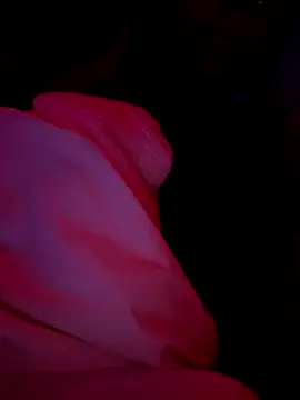 Snapshot of KLoveeee chatting on December 2025 02:15:01 PM KLoveeee online show from December 2025 02:15:01 PM