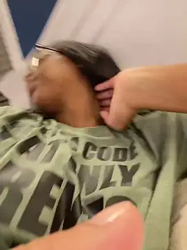 Snapshot of KLoveeee chatting on December 2025 11:21:02 PM KLoveeee online show from December 2025 11:21:02 PM