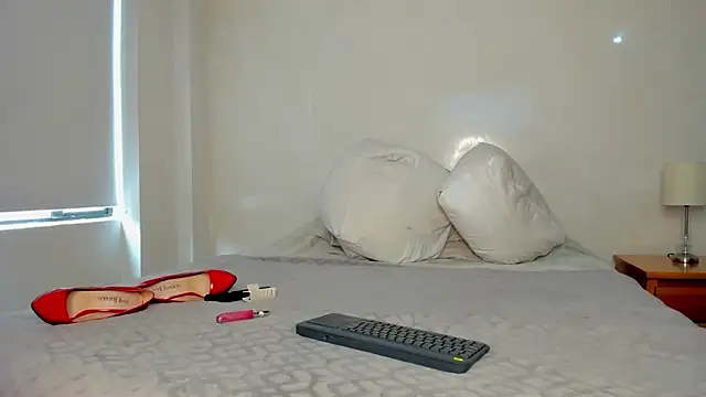 melisa ferretti online show from September 2025 06:02:02 PM