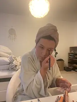 Snapshot of Off__Melonenmandy chatting on October 2025 05:29:02 AM Off Melonenmandy online show from October 2025 05:29:02 AM