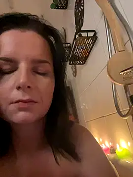 Off  Melonenmandy online show from November 2025 04:29:02 PM