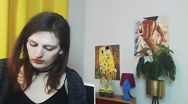 juicyNadine online show from February 2025 12:27:02 PM