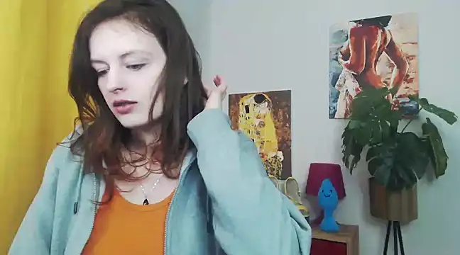 juicyNadine online show from March 2025 06:19:02 AM