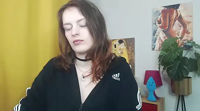 juicyNadine online show from March 2025 06:18:02 AM