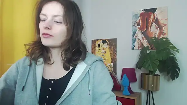 juicyNadine online show from November 2025 07:25:01 AM