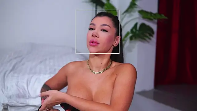 Snapshot of NatyDesiree chatting on September 2025 07:23:01 AM NatyDesiree online show from September 2025 07:23:01 AM