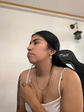 SaritaHot 69 online show from December 2024 03:37:01 PM