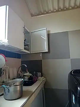 Snapshot of allison-dreams chatting on March 2025 02:18:02 PM allison-dreams online show from March 2025 02:18:02 PM